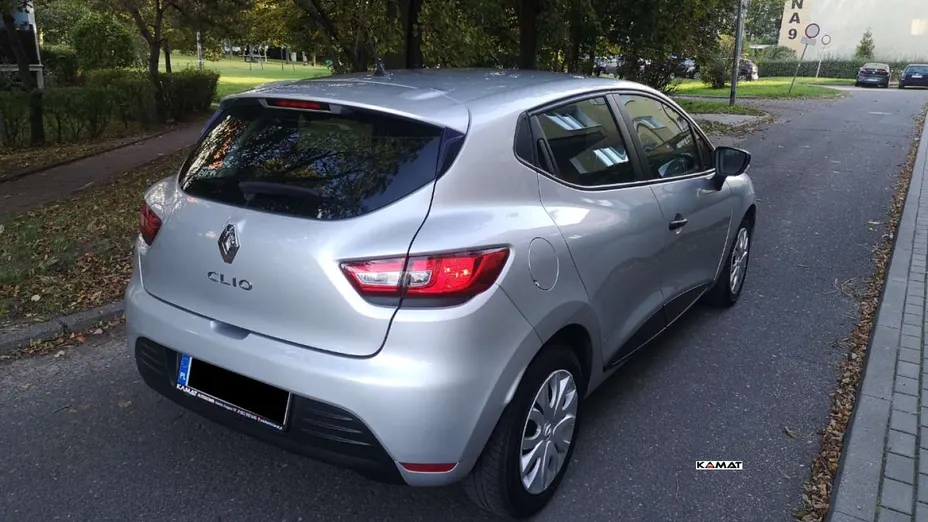 RENAULT Clio -