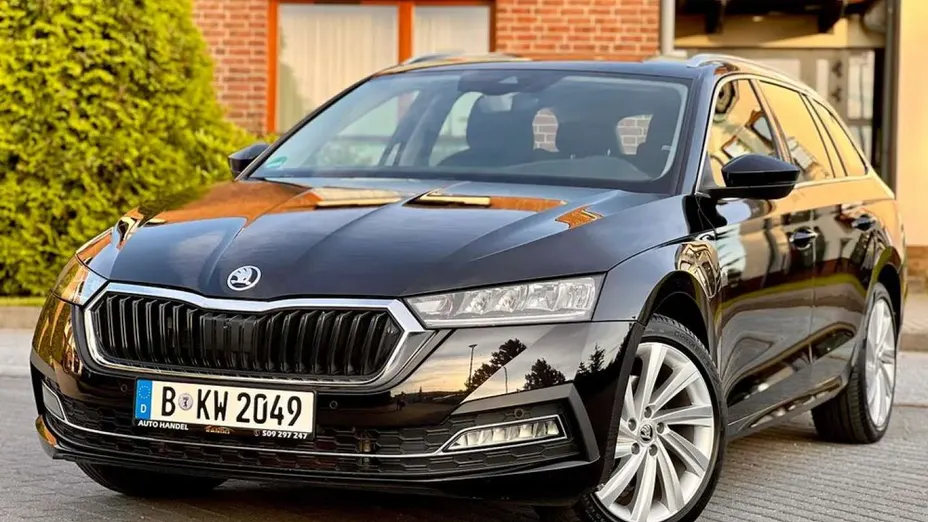 SKODA Octavia -