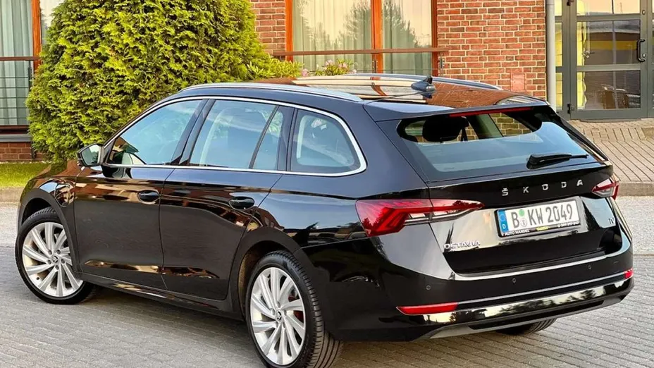 SKODA Octavia -