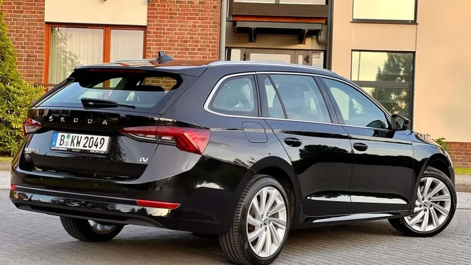 SKODA Octavia -