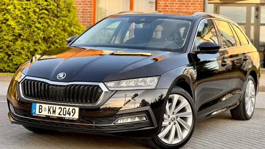 SKODA Octavia -