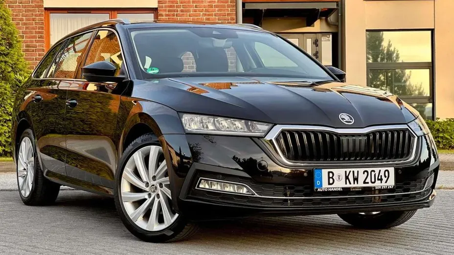 SKODA Octavia -