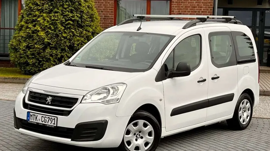 PEUGEOT Partner -