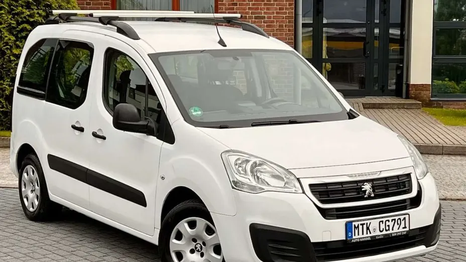 PEUGEOT Partner -