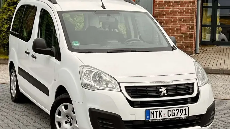 PEUGEOT Partner -