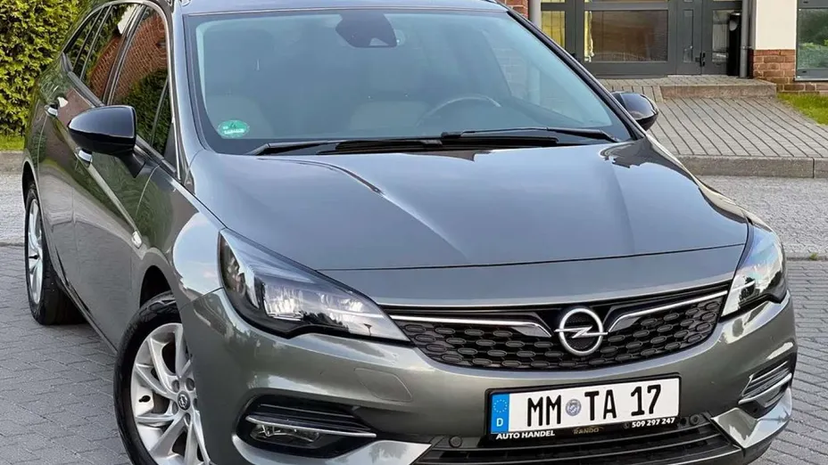 OPEL Astra -
