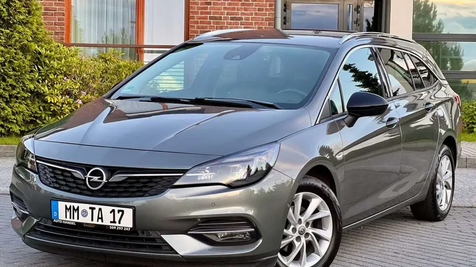 OPEL Astra -