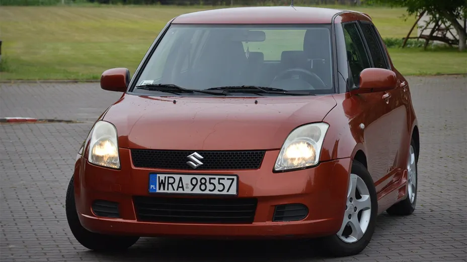 SUZUKI Swift -