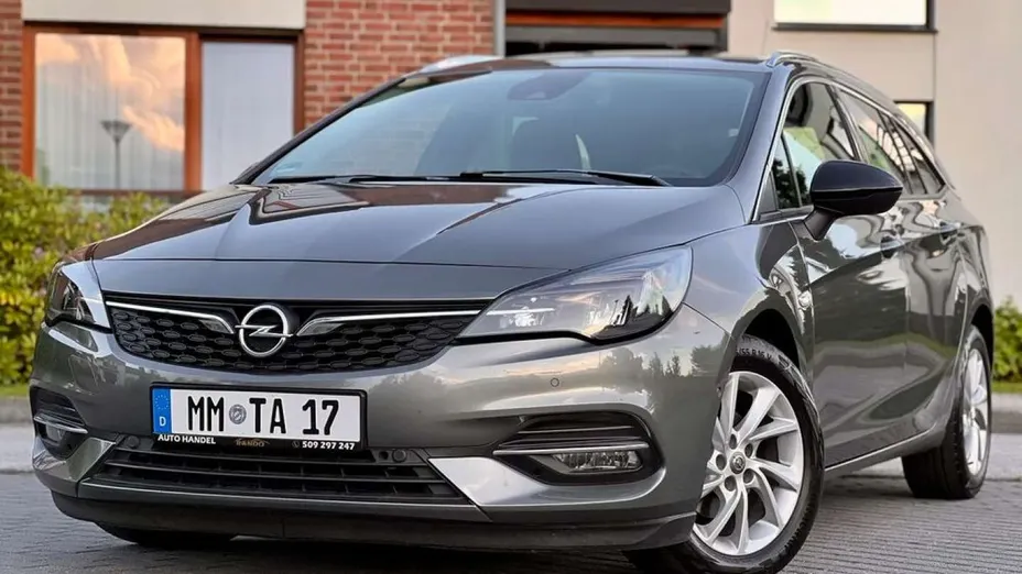 OPEL Astra -