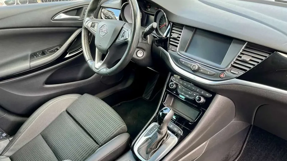 OPEL Astra -