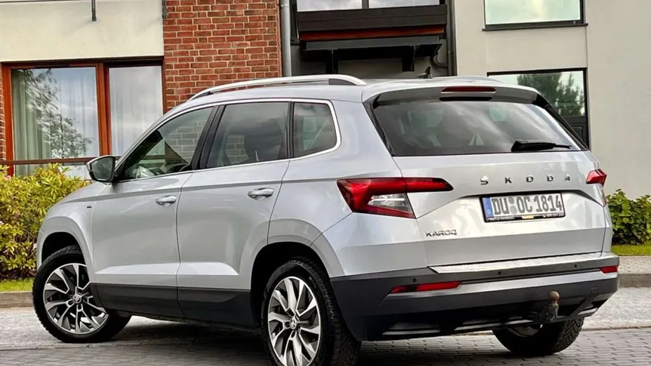 SKODA Karoq -