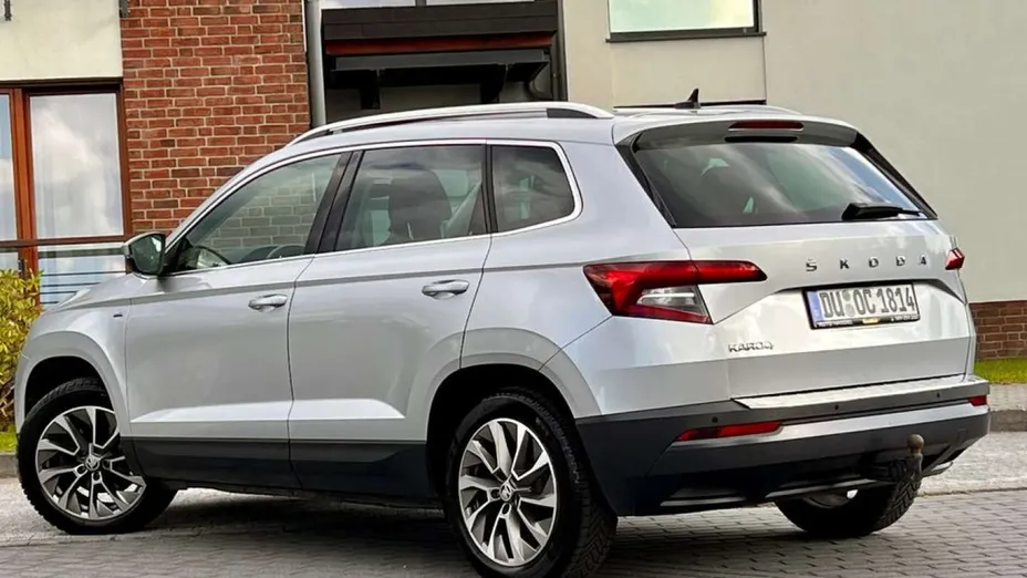 SKODA Karoq -