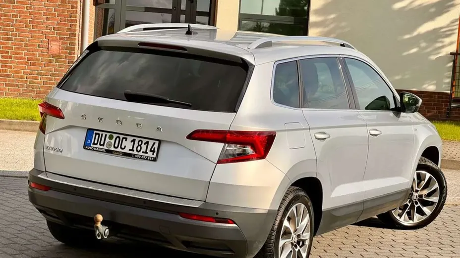 SKODA Karoq -