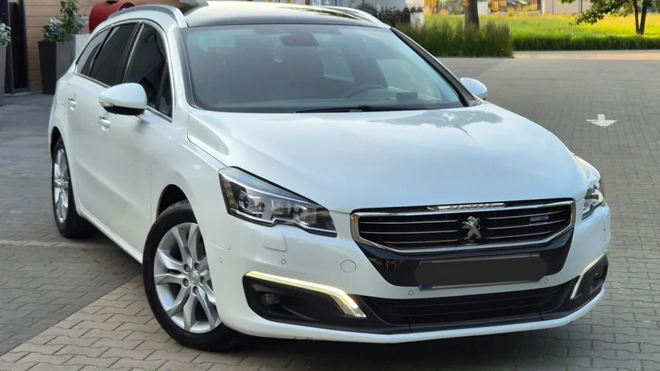 PEUGEOT 508 -