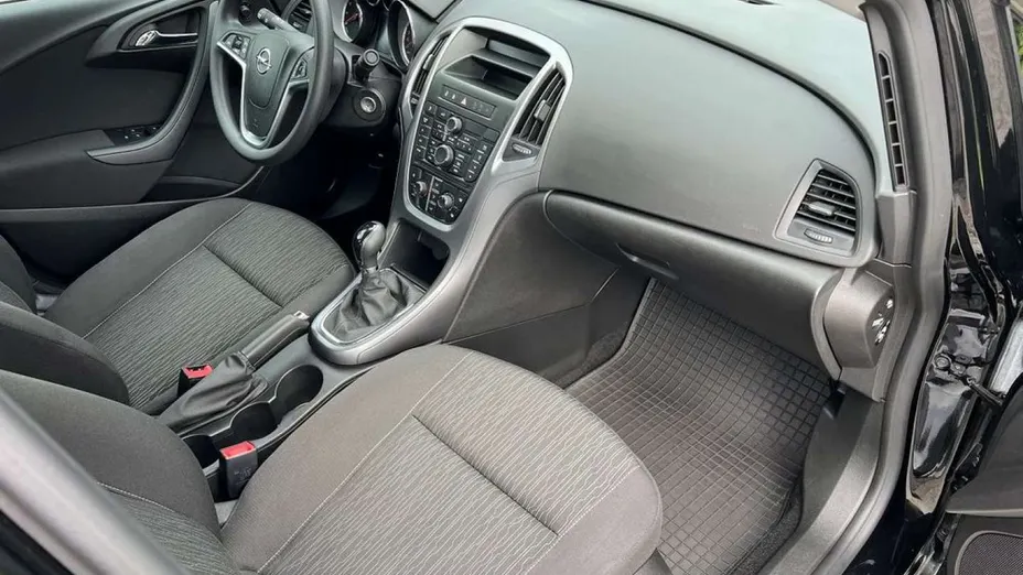 OPEL Astra -