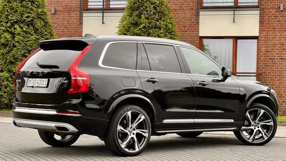 VOLVO XC90 -