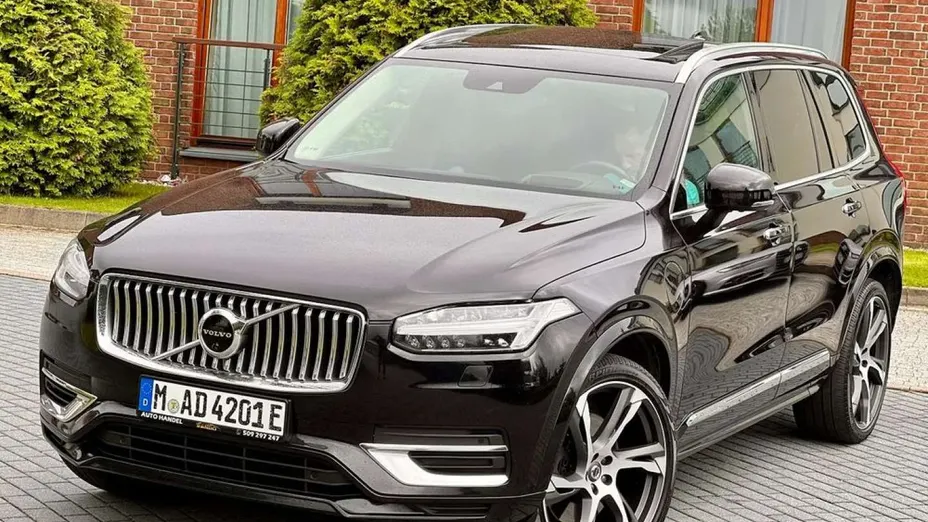 VOLVO XC90 -