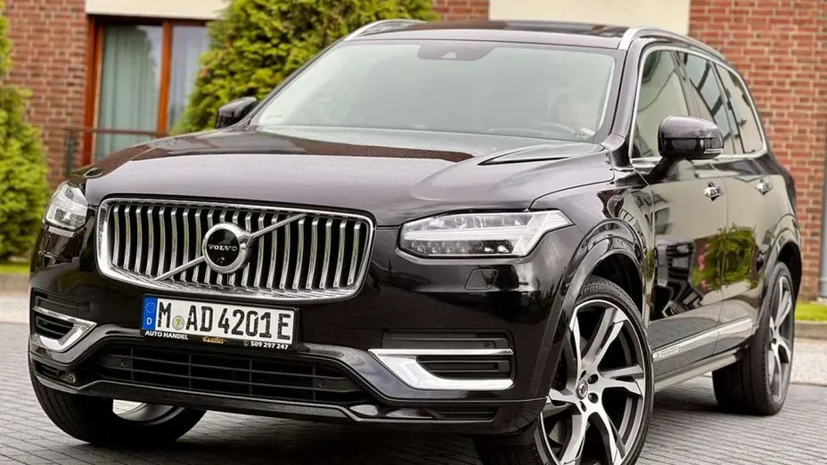 VOLVO XC90 -