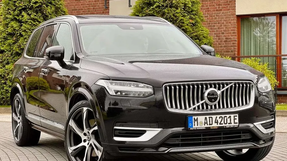 VOLVO XC90 -