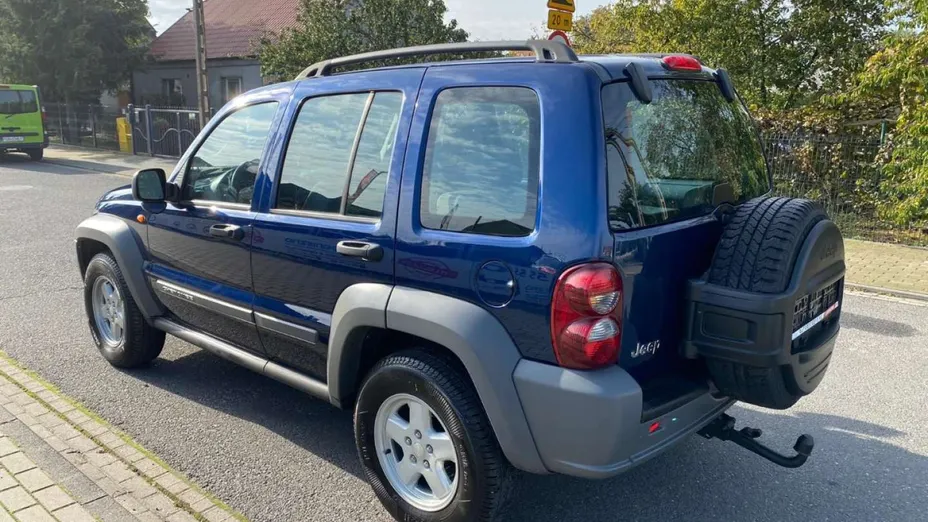 JEEP Cherokee -
