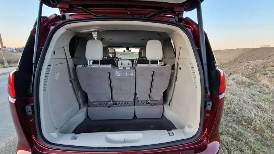 CHRYSLER Pacifica -
