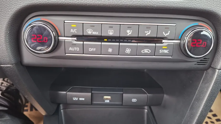 KIA XCeed -