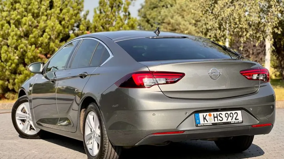 OPEL Insignia -