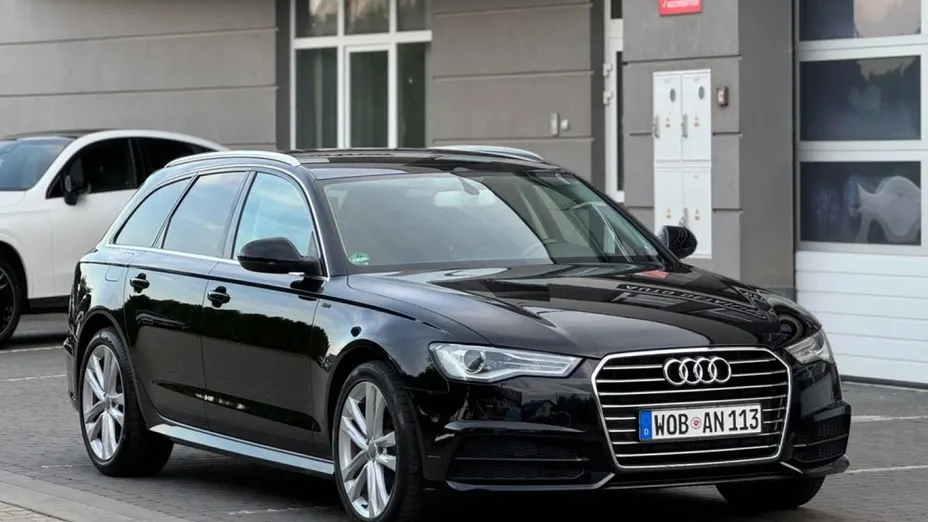 AUDI A6 -