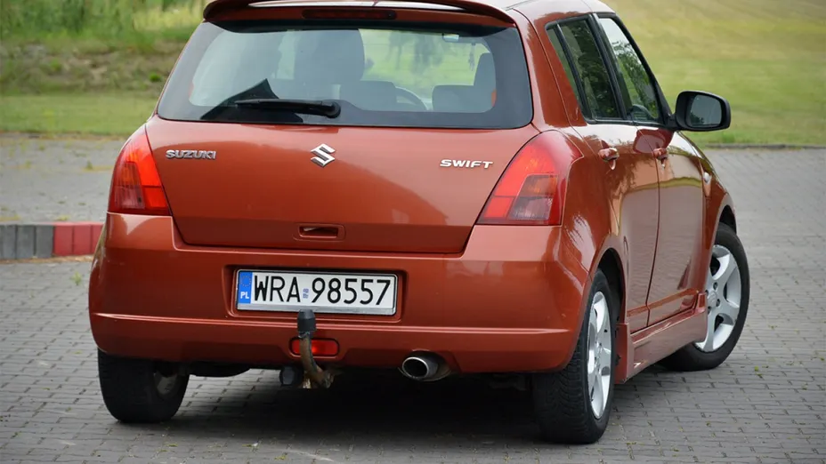 SUZUKI Swift -