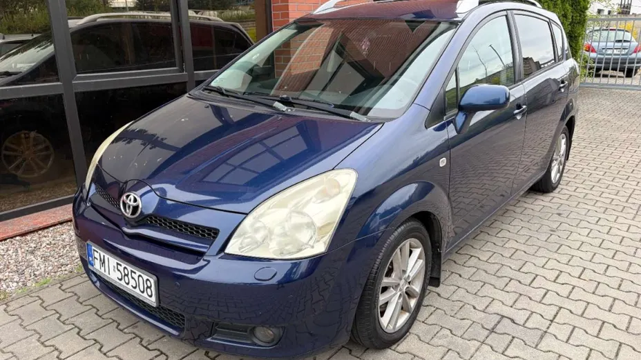 TOYOTA Corolla Verso -