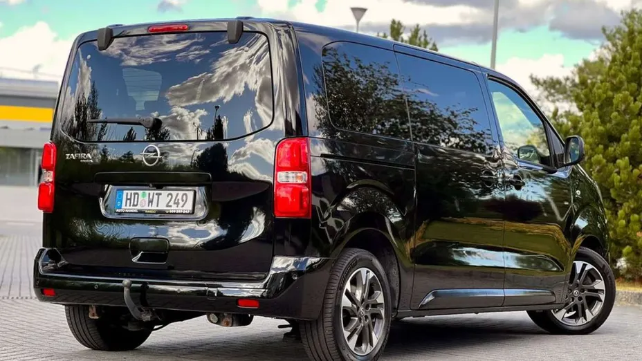 OPEL Zafira -