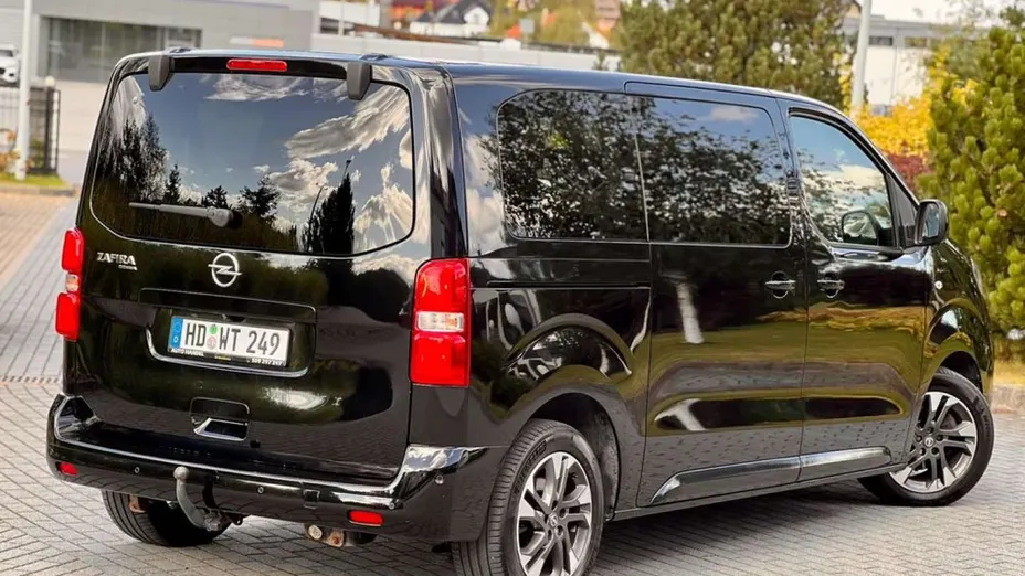 OPEL Zafira -