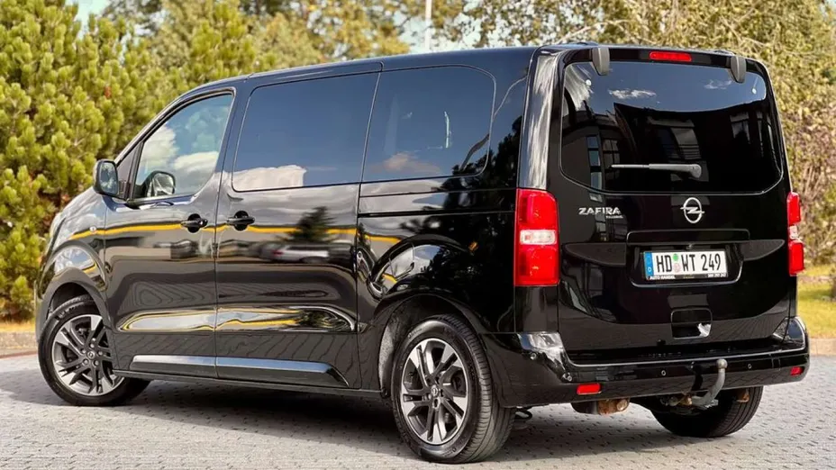 OPEL Zafira -