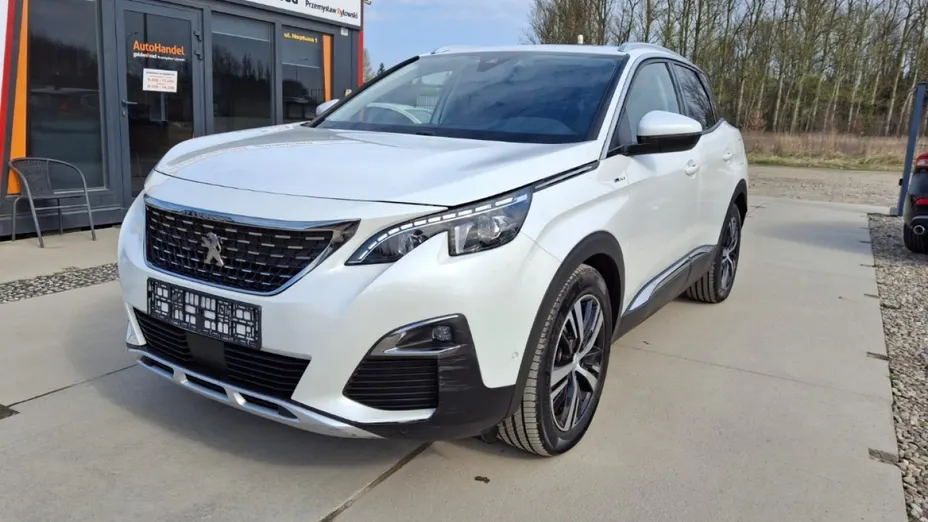 PEUGEOT 3008 -