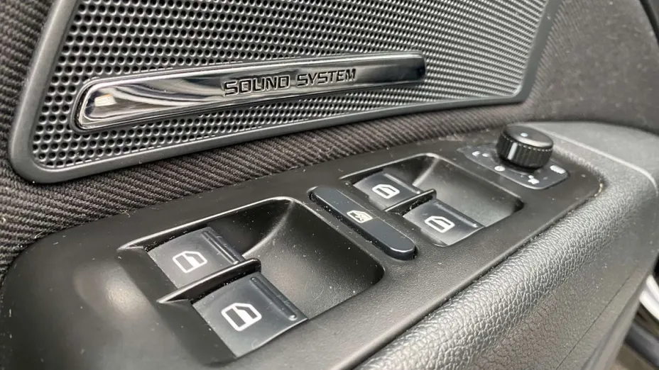 SKODA Superb -
