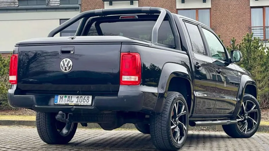 VOLKSWAGEN Amarok -