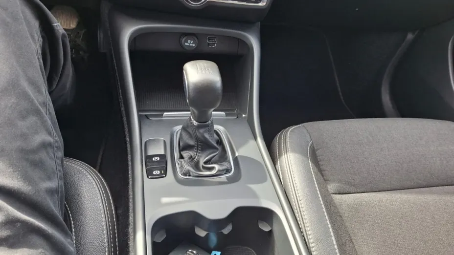 VOLVO XC40 -