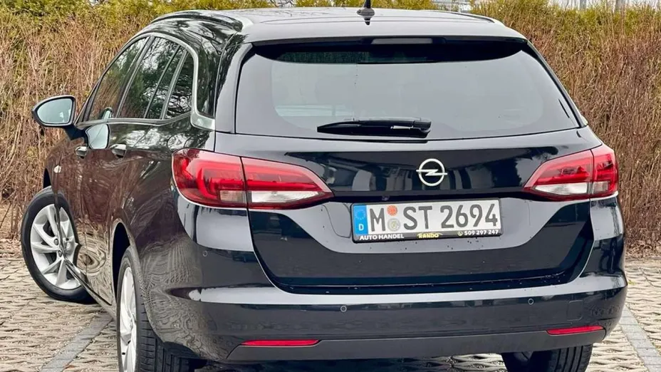 OPEL Astra -