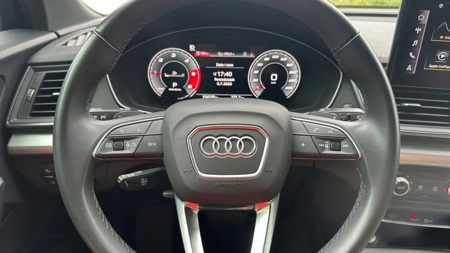 AUDI Q5 -