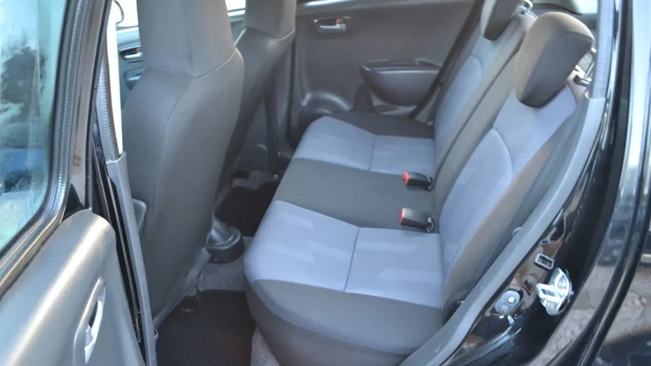 SUZUKI Alto -