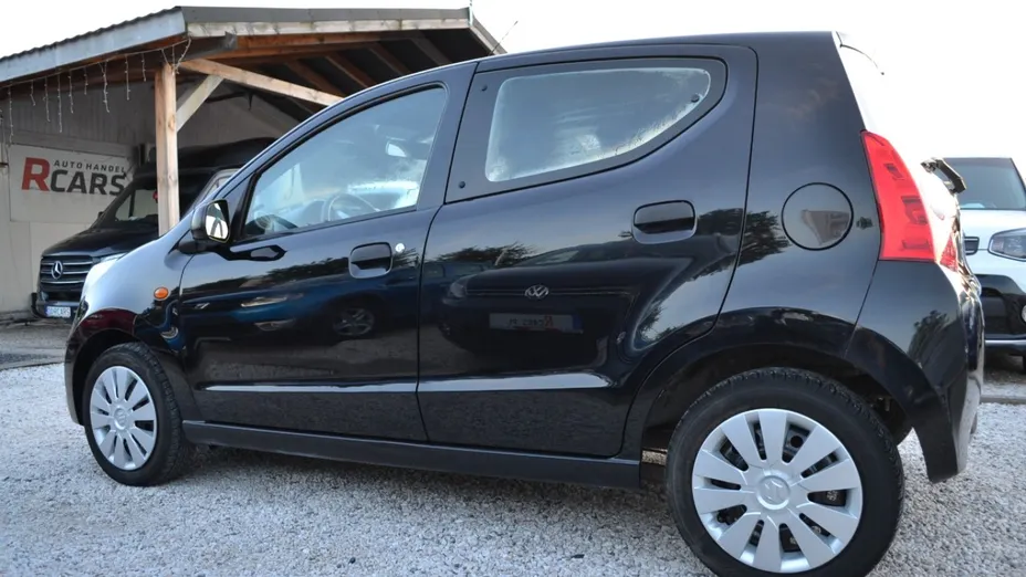 SUZUKI Alto -