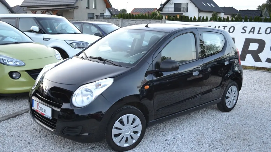 SUZUKI Alto -