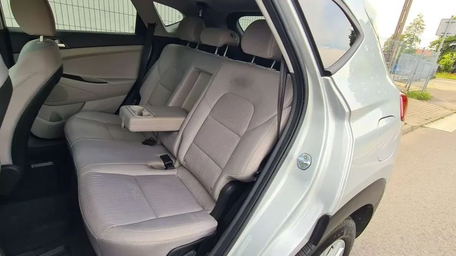 HYUNDAI Tucson -