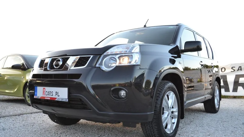 NISSAN X-Trail -