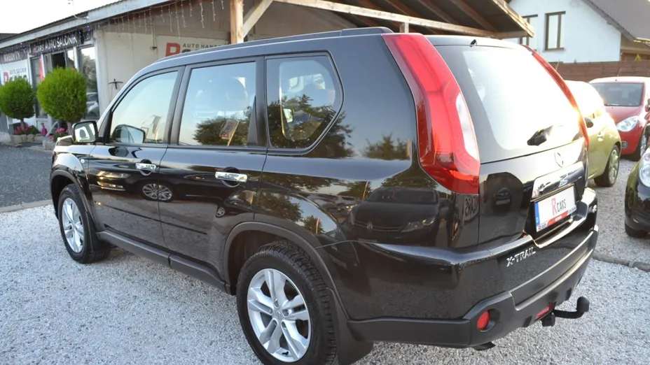 NISSAN X-Trail -