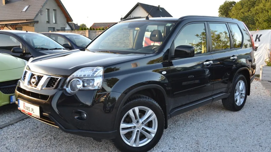 NISSAN X-Trail -
