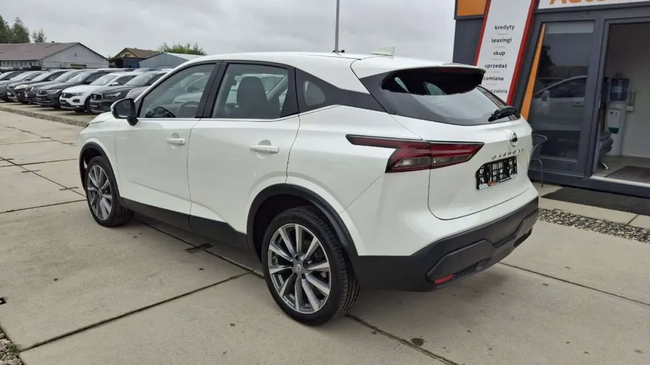 NISSAN Qashqai -