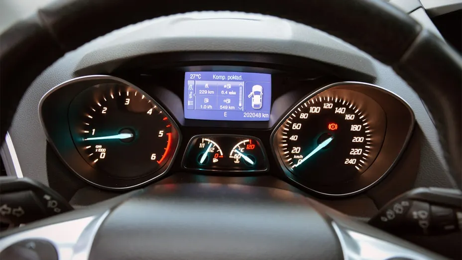 FORD Kuga -