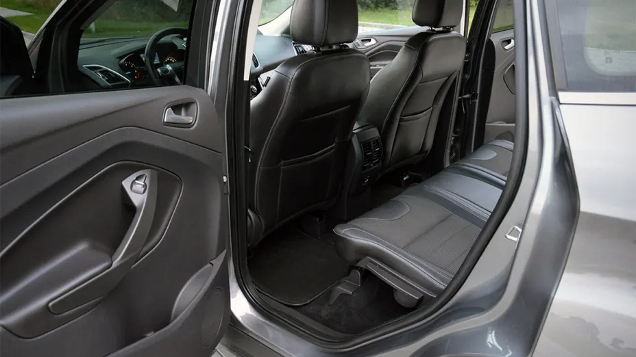 FORD Kuga -