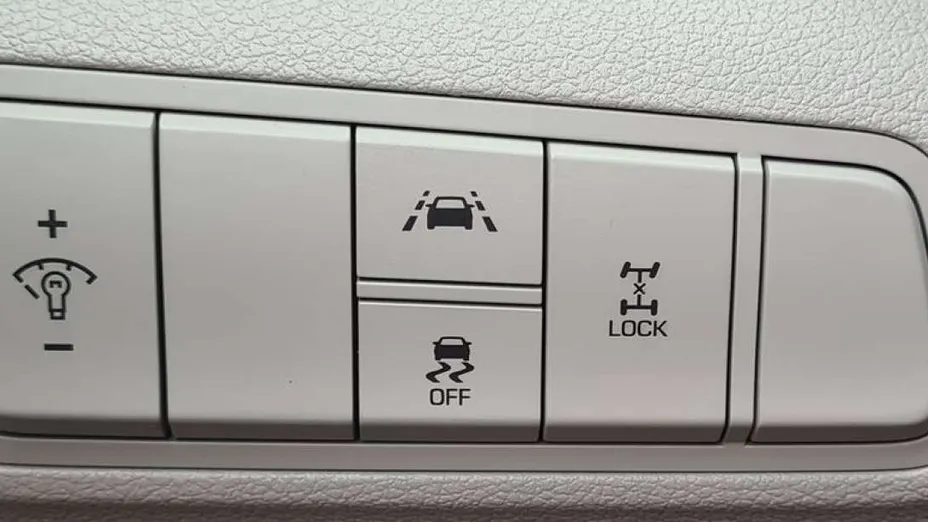 HYUNDAI Tucson -